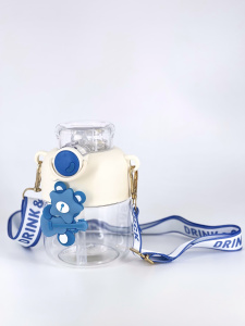 Бутылочка для воды Yes-Water Медведь с гитарой 520 мл (белый)