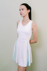 Теннисное платье женское с клиньями Vinner (белый/пастельно-голубой) 